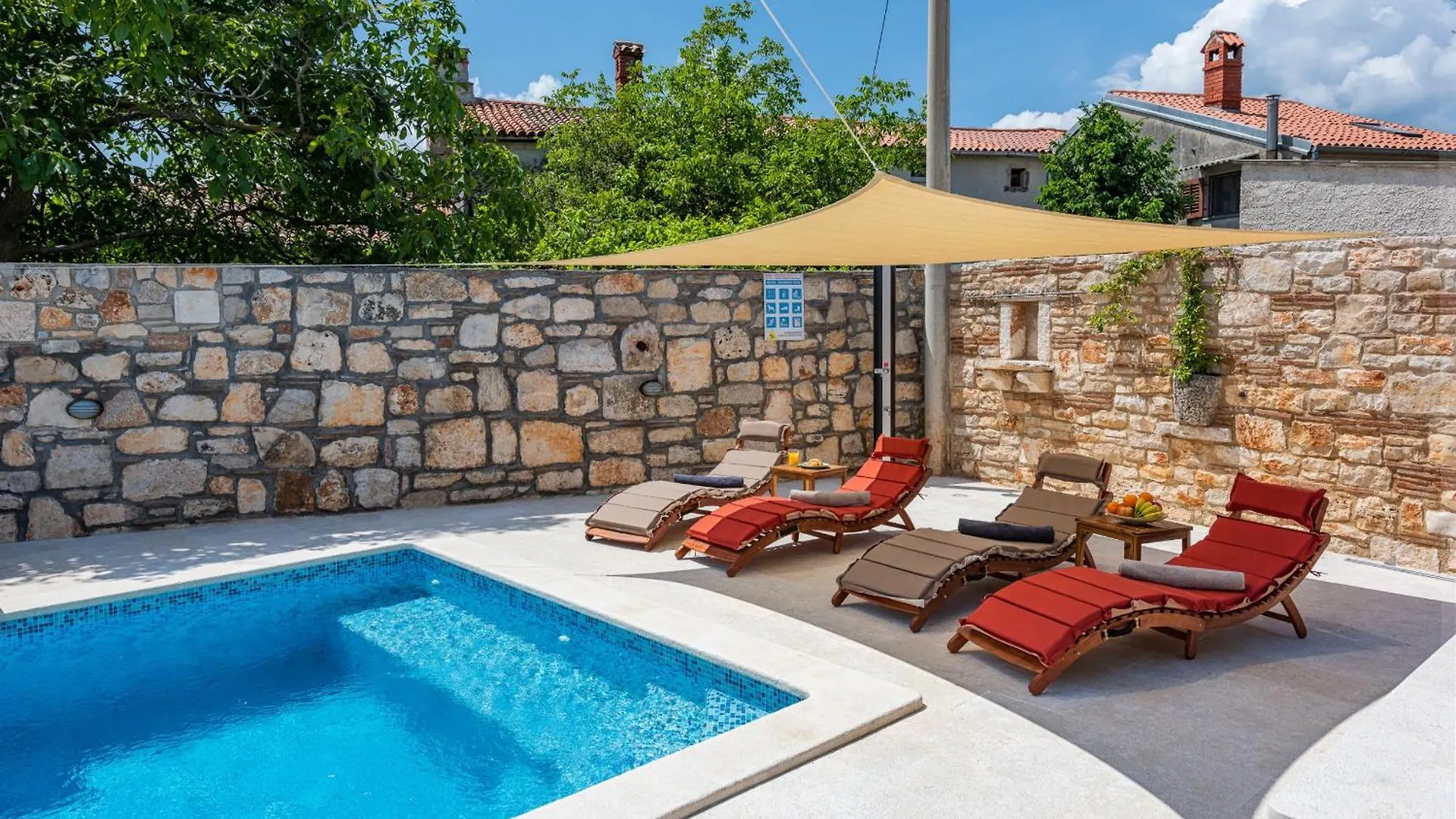 Villa Casa Di Roccia For 8 People In Central Istria - Pet Friendly With Heated Pool & Jacuzzi Marčana Kroatien